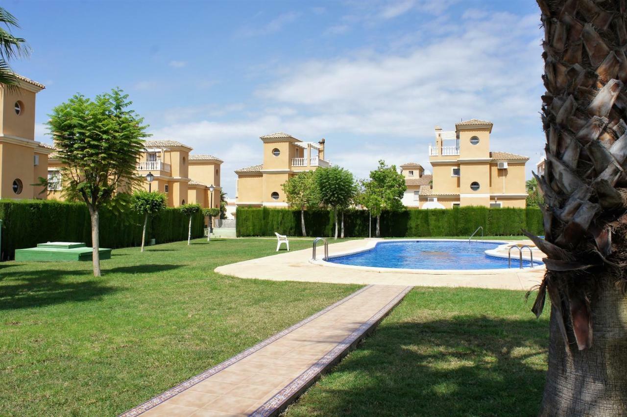 Villa Las Tres Perlas Algorfa Extérieur photo